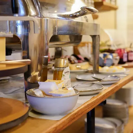 Nattergalen Отель Оденсе